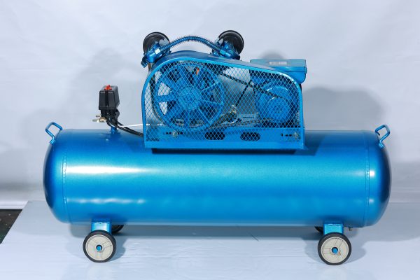 Máy nén khí V-0.25/8 130L