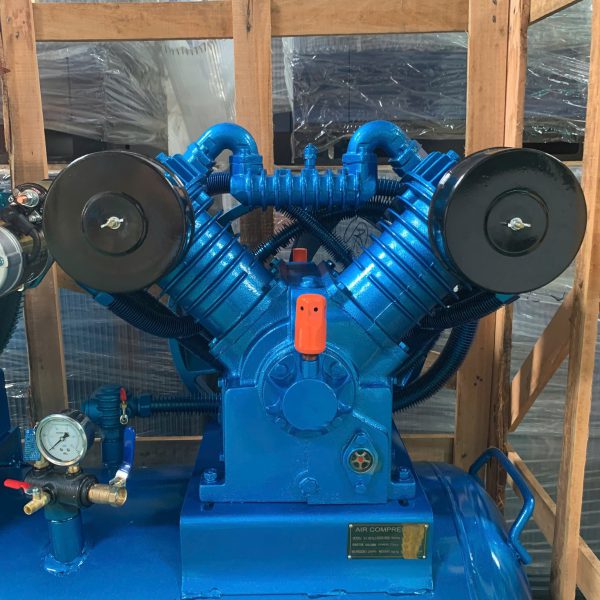 Máy nén khí đầu nổ dầu diesel V-1.05/12.5
