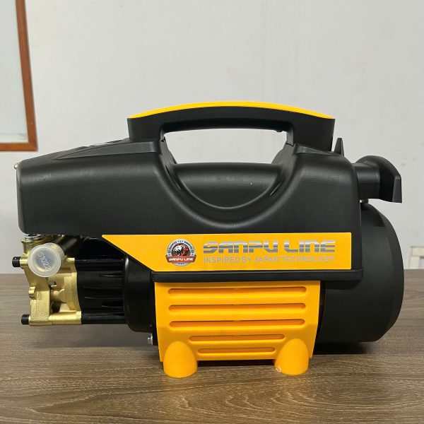 Máy rửa xe S-1015
