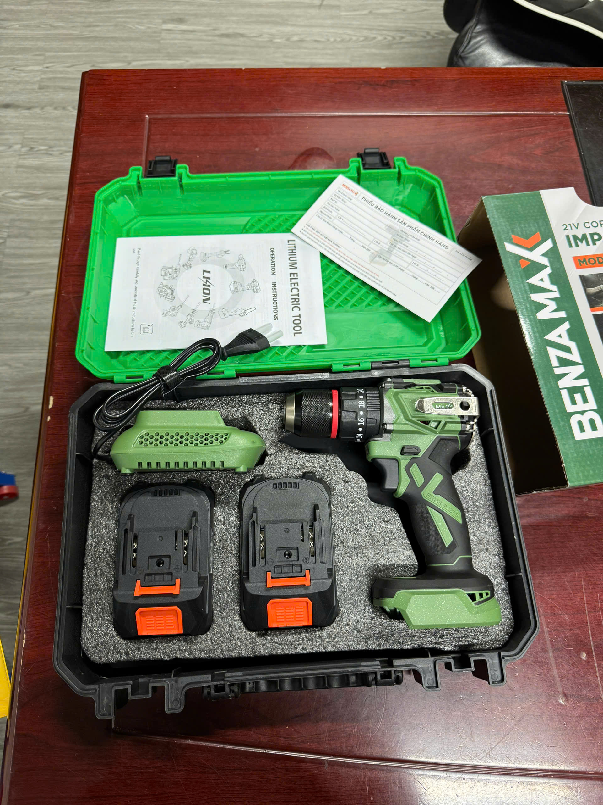 z7287060138034_ca48ca4caff38b11a0f2815251f9829b Máy Khoan Pin MAXX-D45