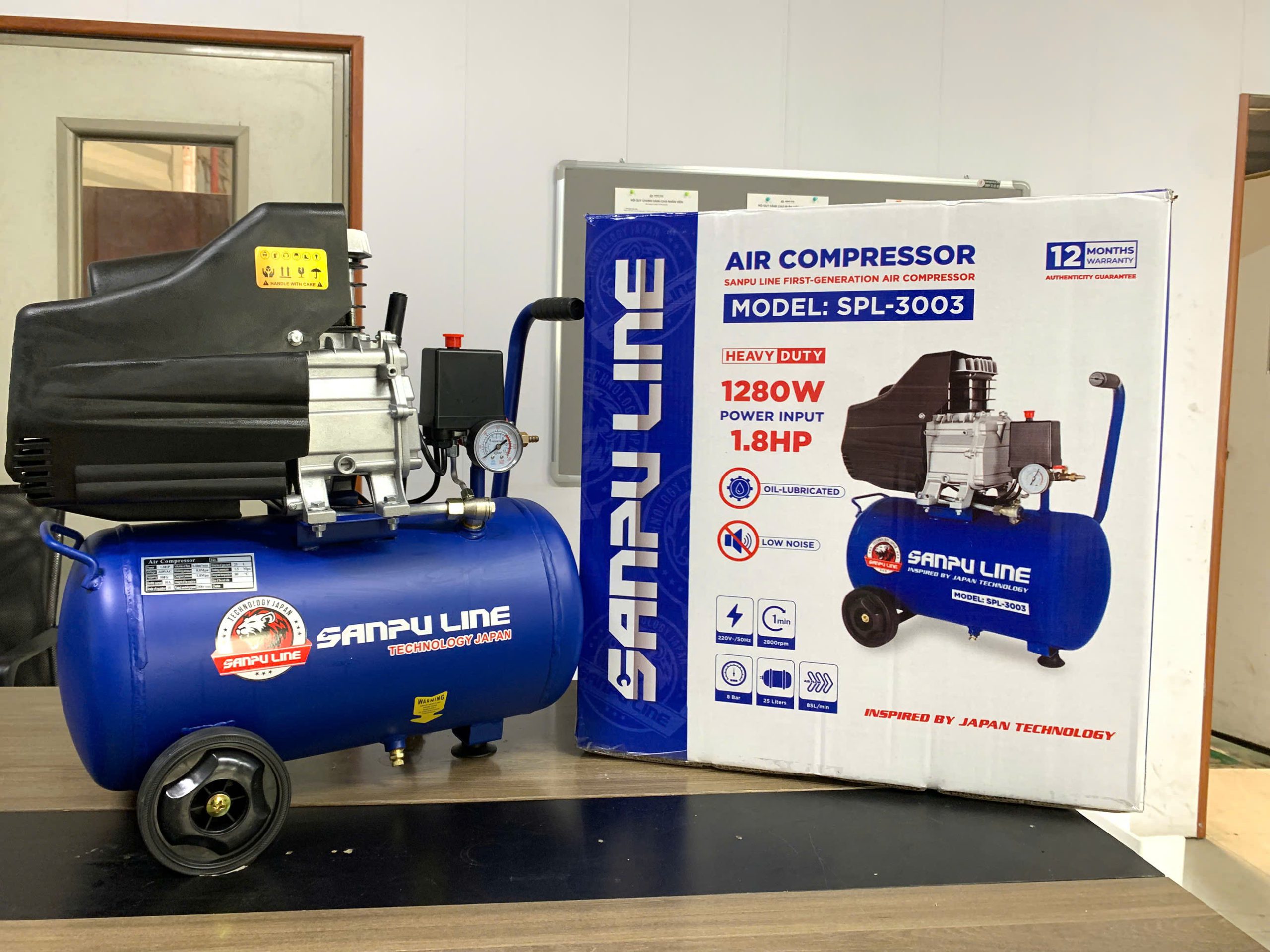 z7311272671602_6848197012aa0fcd6cf7797e270c1d56 Máy nén khí dầu đầu liền 25L